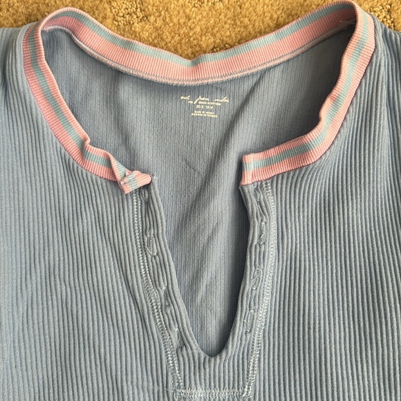 Urban Outfitters Out from Under XS seamless crop top in blue and pink - Picture 2 of 3